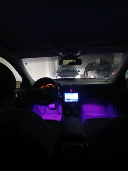 Tirane, shitet makine w203 Benzin+Gaz, gri e erret automatik Klima 218.000 km 3.900 €