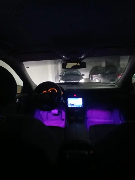 Tirane, shitet makine w203 Benzin+Gaz, gri e erret automatik Klima 218.000 km 3.900 €