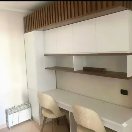 Tirane, jepet me qera 2+1 , 700 € (Kodra e Diellit, Rruga Bill Klinton)