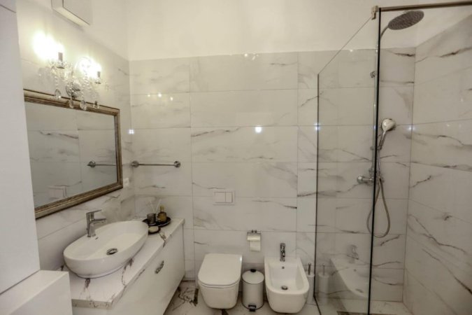 Tirane, shitet apartament 1+1+Ballkon Kati 6, 78 m² 225.000 € (SQUARE 21)