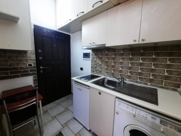 Tirane, jepet me qera apartament 1+1 Kati 2, 380 € 