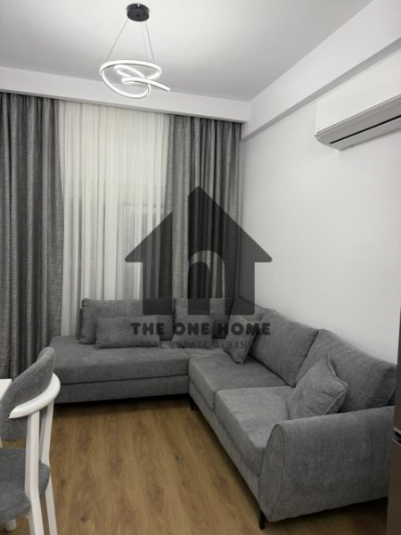 Tirane, jepet me qera apartament 1+1+Ballkon Kati 5, 70 m² 450 € (Ali Dem)