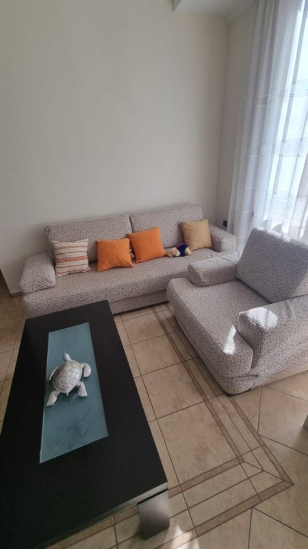 Jepet me Qira Apartament 2+1 tek Rruga e Dibrës,   500 €uro