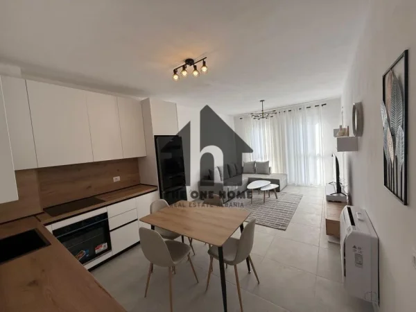 Tirane, jepet me qera apartament Kati 5, 100 m² 550 € (Univers City.)