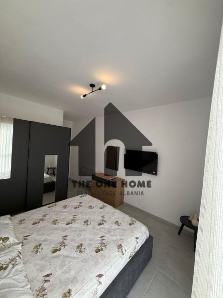 Tirane, jepet me qera apartament Kati 5, 100 m² 550 € (Univers City.)