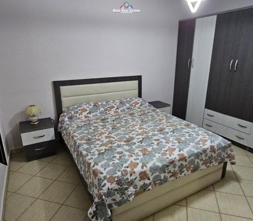 Tirane, jepet me qera apartament 2+1 Kati 4, 67 m² 550 € (Rruga Ferit Xhajko)