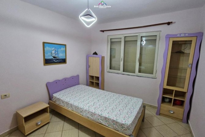 Tirane, jepet me qera apartament 2+1 Kati 4, 67 m² 550 € (Rruga Ferit Xhajko)