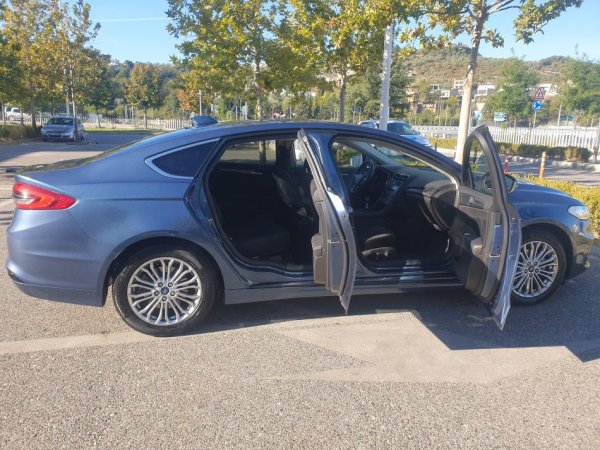 Tirane, shes makine Ford Mondeo, 2021, 2.0, naftë, manual, 80.000 km, 11.800 Euro