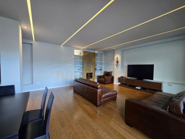 Tirane, shitet apartament 2+1+Aneks+Ballkon Kati 9, 190 m² (QENDER)