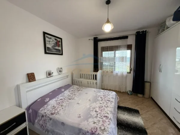 Tirane, jepet me qera shtepi 2+1 , 91 m² 700 € (Lunder)