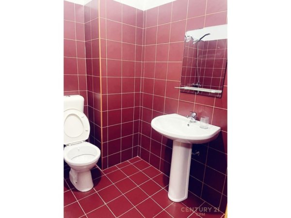 Tirane, jepet me qera apartament 1+1 Kati 7, 70 m² 450 € (Kompleksi Fratari)