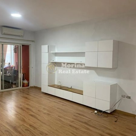Tirane, jepet me qera apartament 2+1 Kati 3, 95 m² 550 € (Yzberisht)