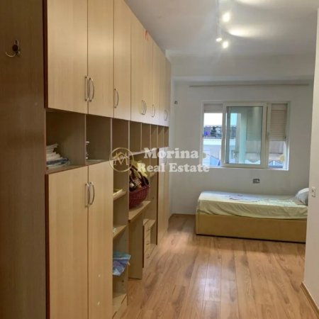 Tirane, jepet me qera apartament 2+1 Kati 3, 95 m² 550 € (Yzberisht)