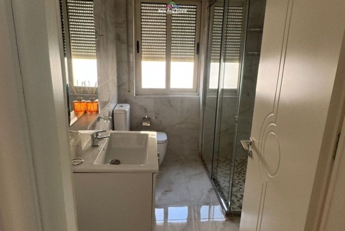 Tirane, jepet me qera apartament 1+1 Kati 5, 73 m² 600 € (Rruga Don Bosco)