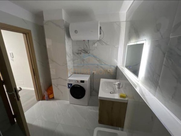 Tirane, jepet me qera apartament 1+1+Ballkon Kati 1, 75 m² 500 € (5 maji)