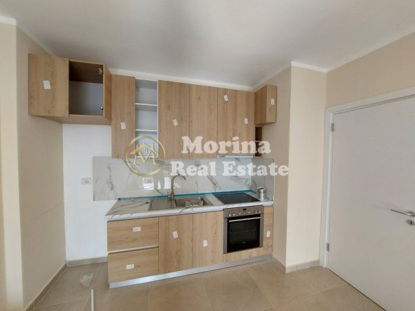 Tirane, jepet me qera apartament 1+1 Kati 3, 65 m² 350 € (5 Maji)