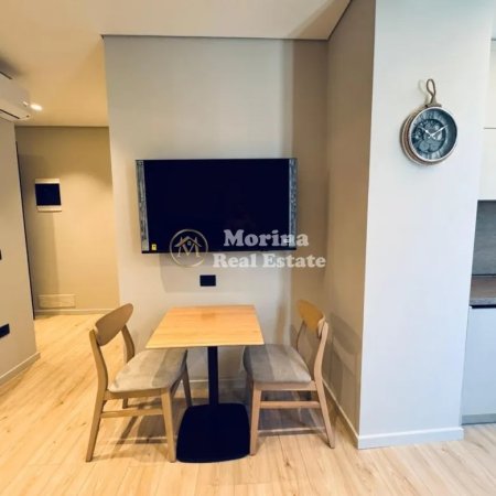 Tirane, jepet me qera garsonier 1+1 Kati 3, 112 m² 1.900 € (Pazari i Ri)