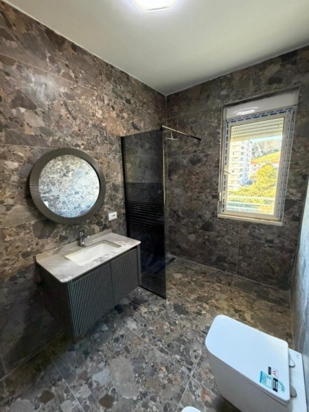 Durres, shitet apartament 2+1+Ballkon Kati 2, 110 m² 148.000 € (SHKEMB KAVAJE)