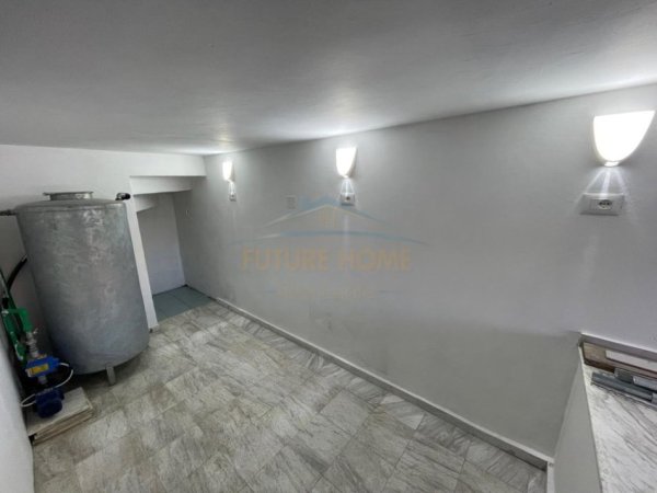 Tirane, jepet me qera ambjent biznesi , 84 m² 800 € (Rruga 4 Deshmoret , Gjimnazi Partizani)