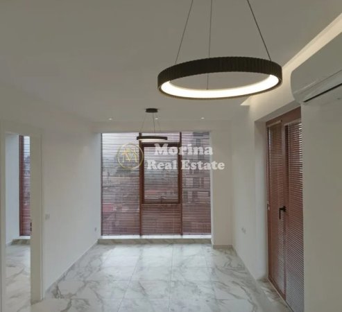 Tirane, jepet me qera ambjent biznesi Kati 7, 70 m² 1.200 € (Rruga e Kavajes)