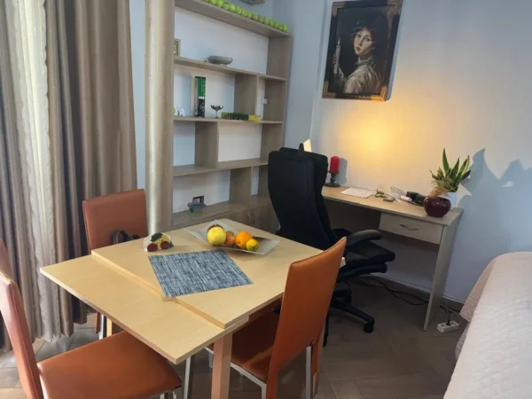 Tirane, jepet me qera apartament 1+1 Kati 7, 58 m² 500 € 