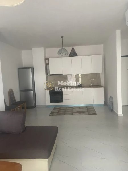 Tirane, jepet me qera apartament 1+1 Kati 3, 75 m² 500 € (Don Bosko)