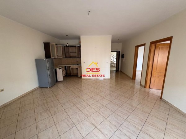 Vlore, shitet apartament 1+1+Ballkon Kati 5, 110 m² (Rruga Kosova)
