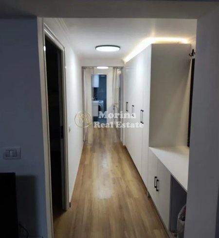Tirane, jepet me qera apartament 1+1 Kati 2, 70 m² 700 € (Yzberisht)