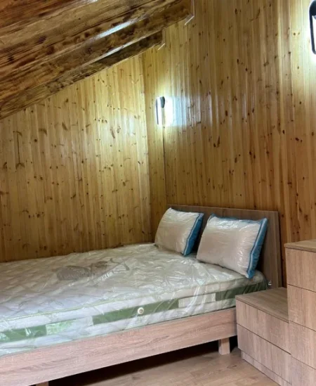 Tirane, jepet me qera apartament 2+1 Kati 4, 80 m² 550 € (prane stadiumit Dinamo)