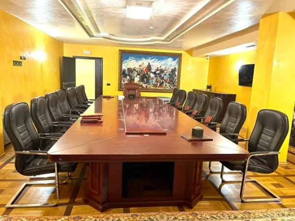 SHITET GODINE 4 KATESHE , 2.452 m² 3.000.000 € (KASHAR)