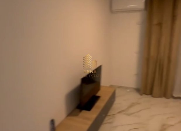 Tirane, jepet me qera apartament 2+1+Ballkon Kati 3, 75 m² 400 € (Rruga Aleksander Konda)