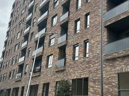 Tirane, shitet apartament 3+1 Kati 5, 120 m² 175.305 € 