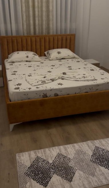 Tirane, jepet me qera apartament 2+1 Kati 3, 80 m² 450 € (univers city)