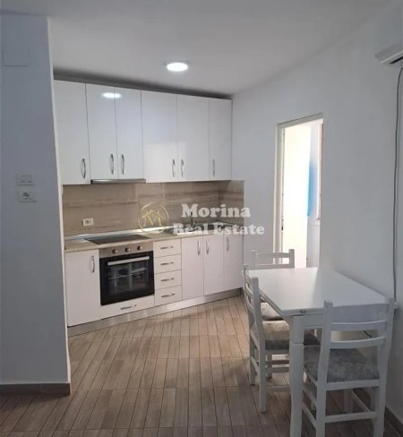 Tirane, jepet me qera apartament 1+1 Kati 2, 71 m² 400 € (Laprake)