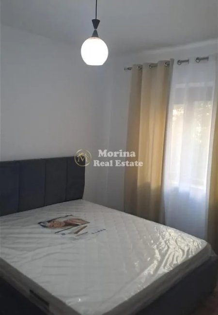 Tirane, jepet me qera apartament 1+1 Kati 2, 71 m² 400 € (Laprake)