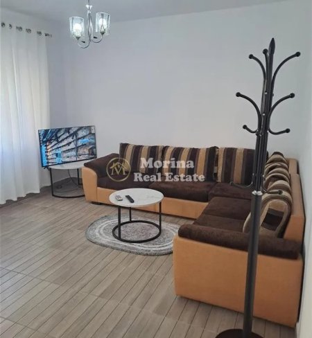 Tirane, jepet me qera apartament 1+1 Kati 2, 71 m² 400 € (Laprake)