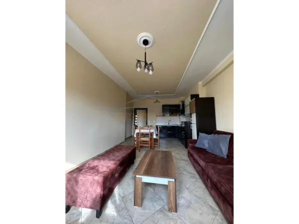 Durres, jepet me qera apartament 3+1+Ballkon Kati 4, 101 m² 