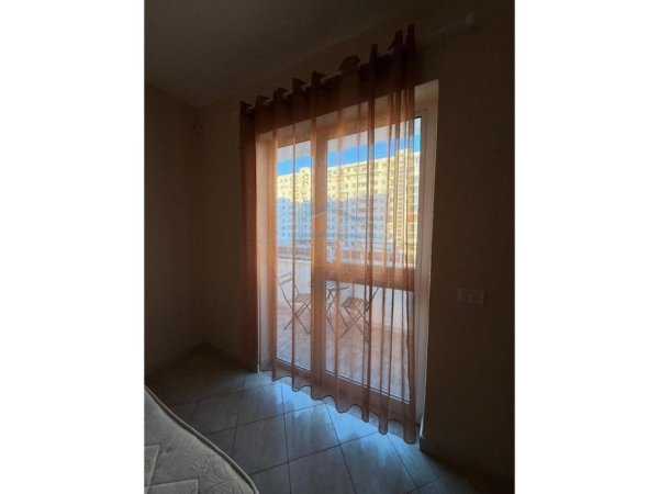 Durres, jepet me qera apartament 3+1+Ballkon Kati 4, 101 m² 