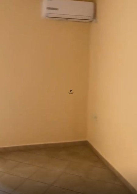 Tirane, jepet me qera apartament 1+1 Kati 4, 50 m² 400 € (SHKOLLA E BALETIT)