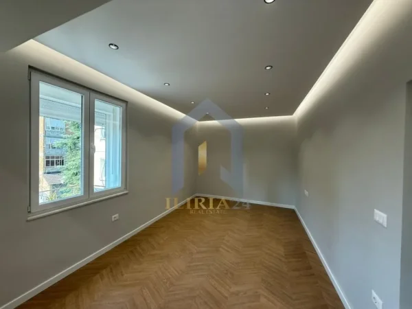 Tirane, shes apartament 2+1+Ballkon Kati 4, 90 m² 255.000 €