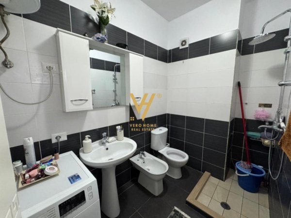 Tirane, jepet me qera apartament 1+1+Ballkon Kati 6, 68 m² 550 € (ASTIR)