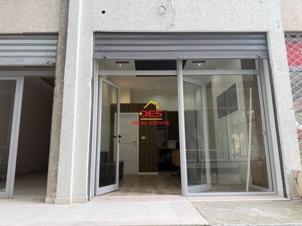 Vlore, shitet ambjent biznesi Kati 0, 23 m² 68.000 € (Rruga Gjergj Kastrioti)