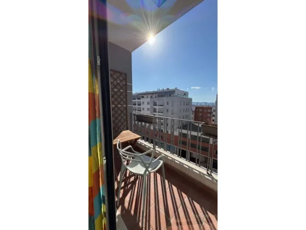 Tirane, shitet apartament 1+1 Kati 6, 64 m² 135.000 € (OXHAKU)