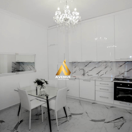 Tirane, shitet apartament 1+1+Ballkon Kati 6, 77 m² 225.000 € (rruga e kavajes)