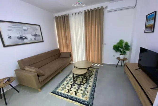 Tirane, jepet me qera apartament 1+1+Ballkon Kati 1, 73 m² 750 € (Rruga e Durresit)