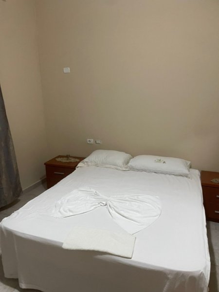 Durres, jepet me qera apartament 1+1 Kati 2, 50 m² 250 € (Durres Plazh)