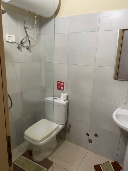 Durres, jepet me qera apartament 1+1 Kati 2, 50 m² 250 € (Durres Plazh)