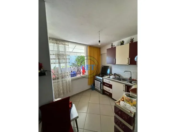 Durres, shitet apartament 1+1+Ballkon Kati 2, 64 m² 77.000 € 