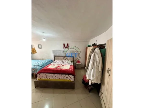 Durres, shitet apartament 1+1+Ballkon Kati 2, 64 m² 77.000 € 