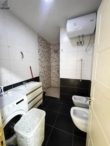 Tirane, shitet apartament 1+1 Kati 9, 78 m² 110.000 € (Astir)